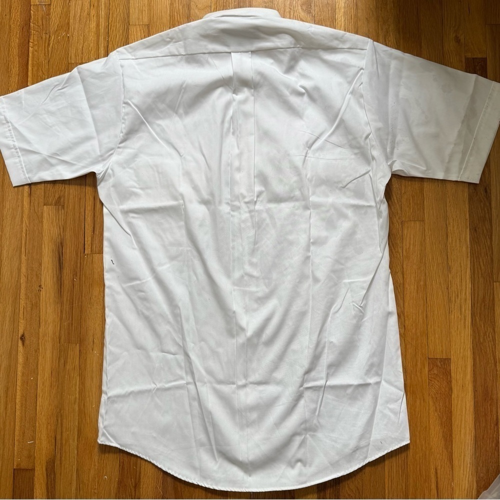 Van Heusen White Short Sleeve Aviator Style Button Down Shirt Neck Size 16 - Picture 2 of 5